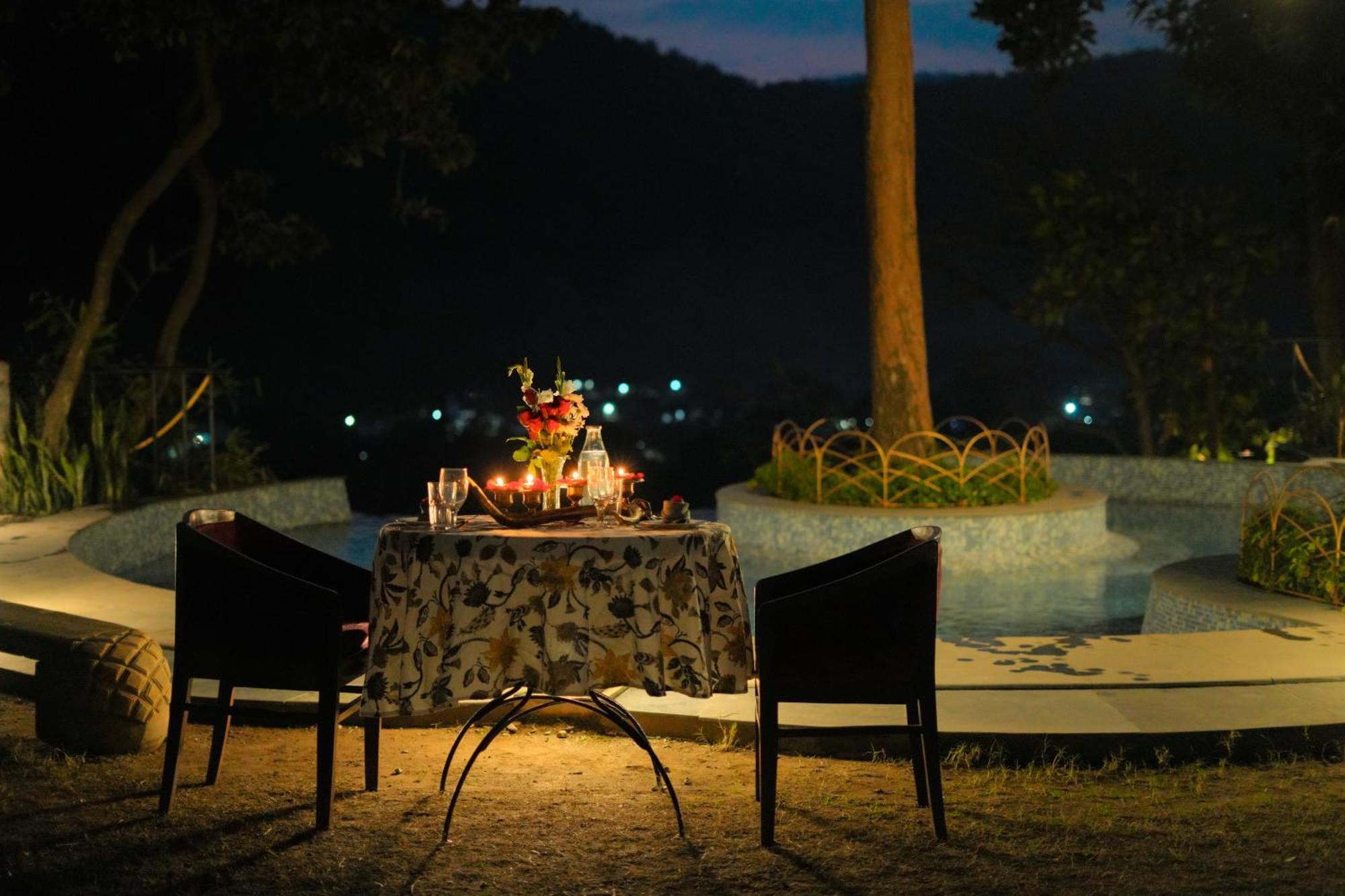 The Den Corbett Resort Chilkiya Range Exterior photo