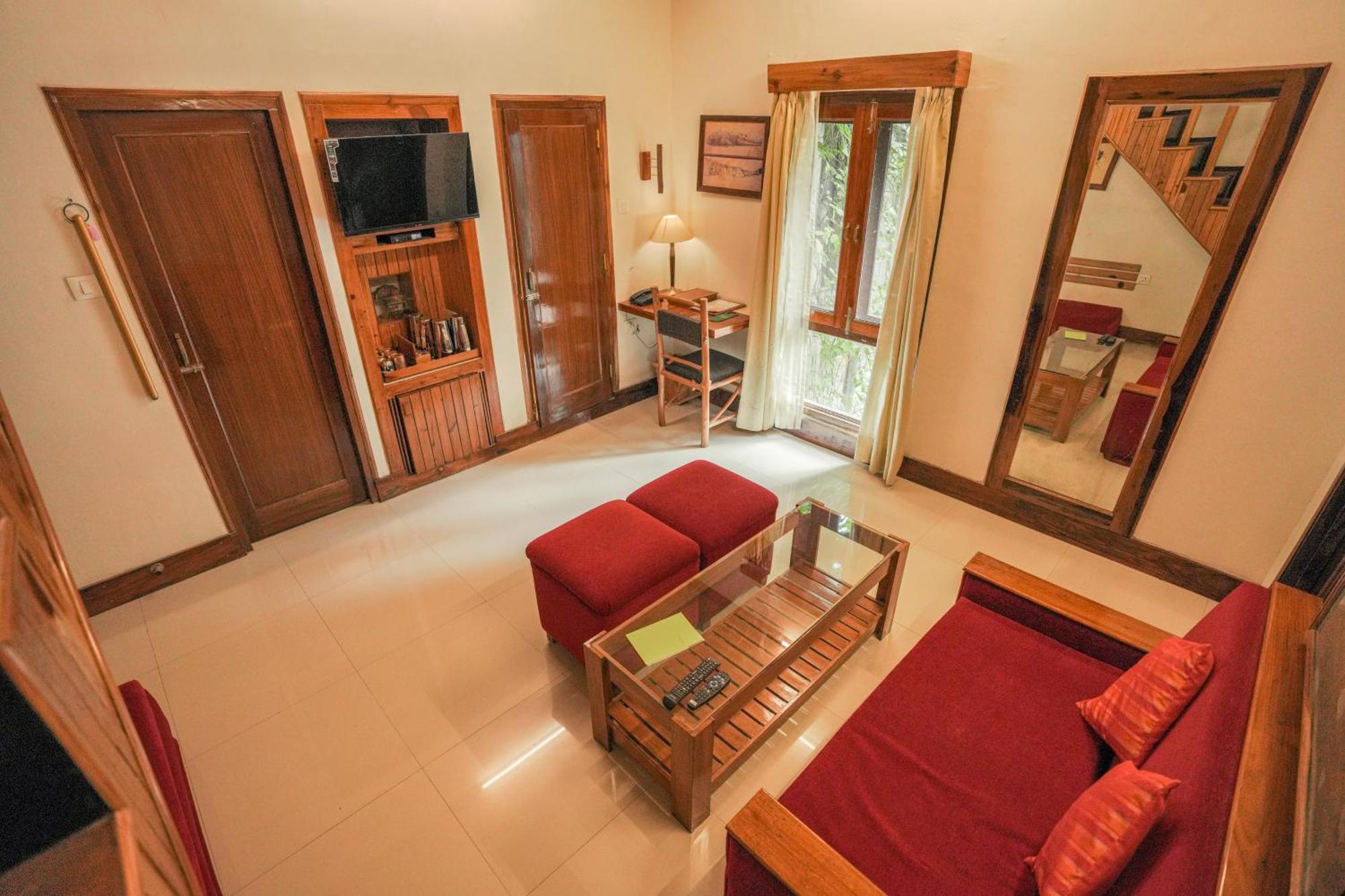 The Den Corbett Resort Chilkiya Range Exterior photo