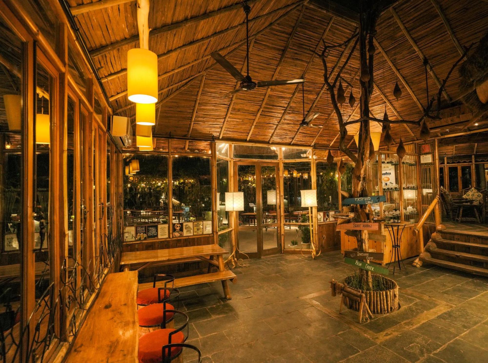 The Den Corbett Resort Chilkiya Range Exterior photo